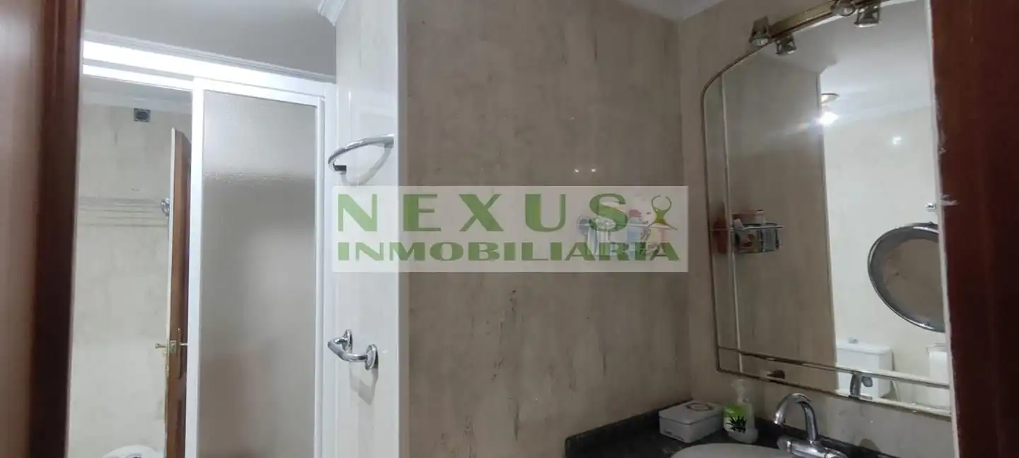 Bathroom of Flat for sale in Cáceres  with Air Conditioner, Heating and Terrace
