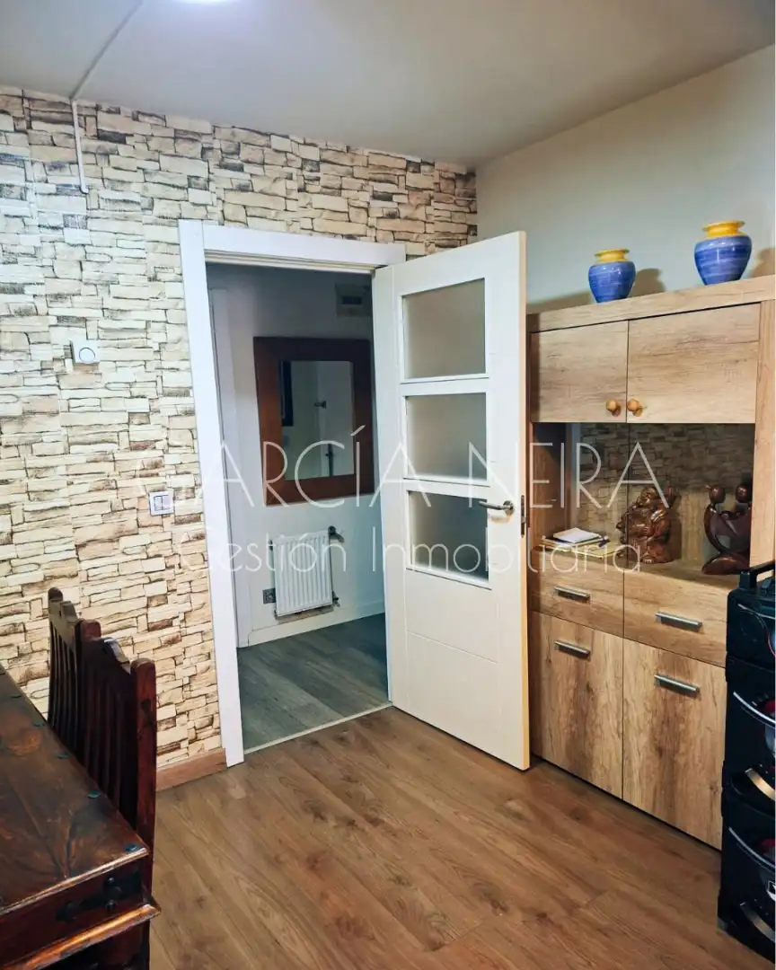 Pis en venda en Oviedo  amb Calefacció, Parquet i Moblat