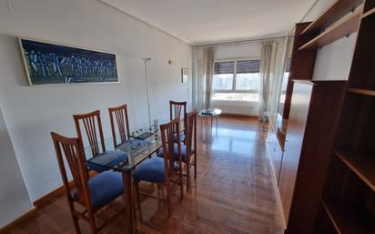 Dining room of Flat to rent in  Madrid Capital  with Air Conditioner and Swimming Pool