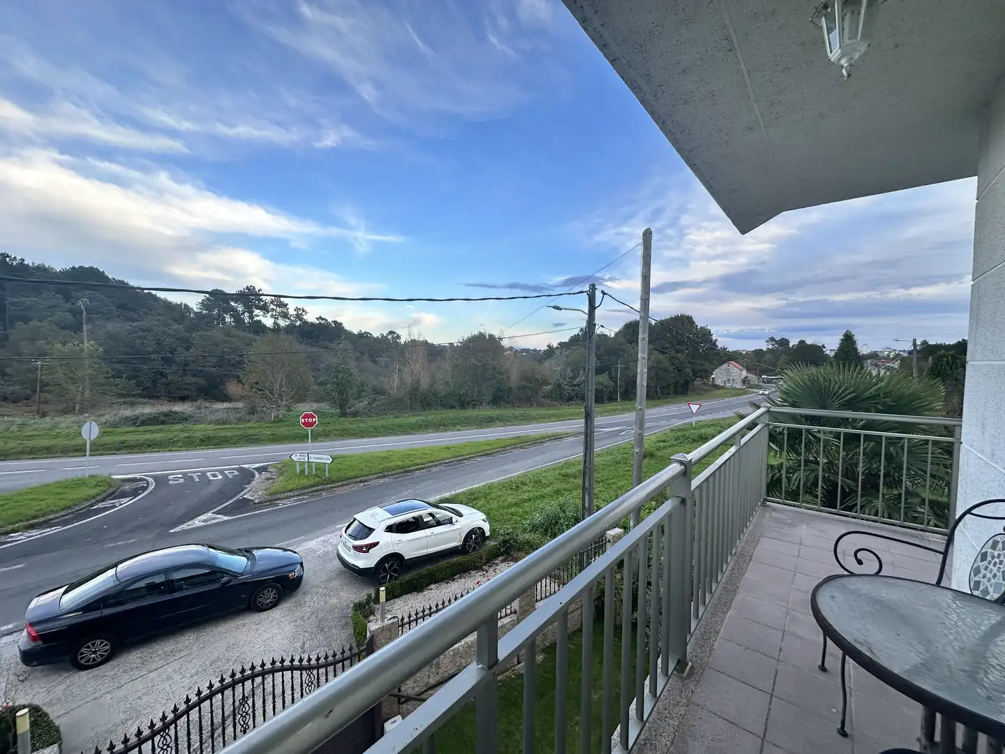 Vista exterior de Casa o chalet en venta en O Carballiño   con Calefacción, Jardín privado y Parquet