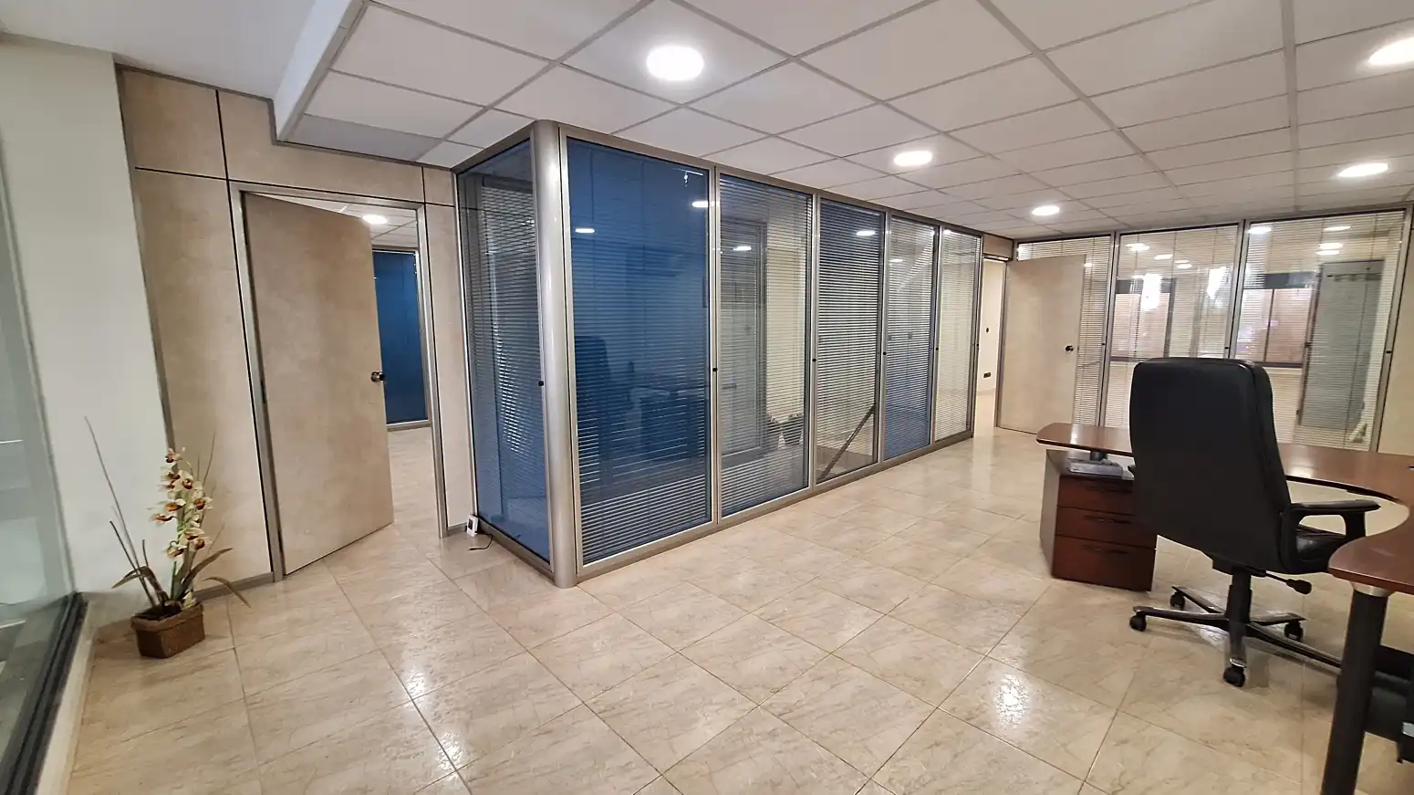Local comercial en venda a Barcelona - CL VILADOMAT, imagen 22