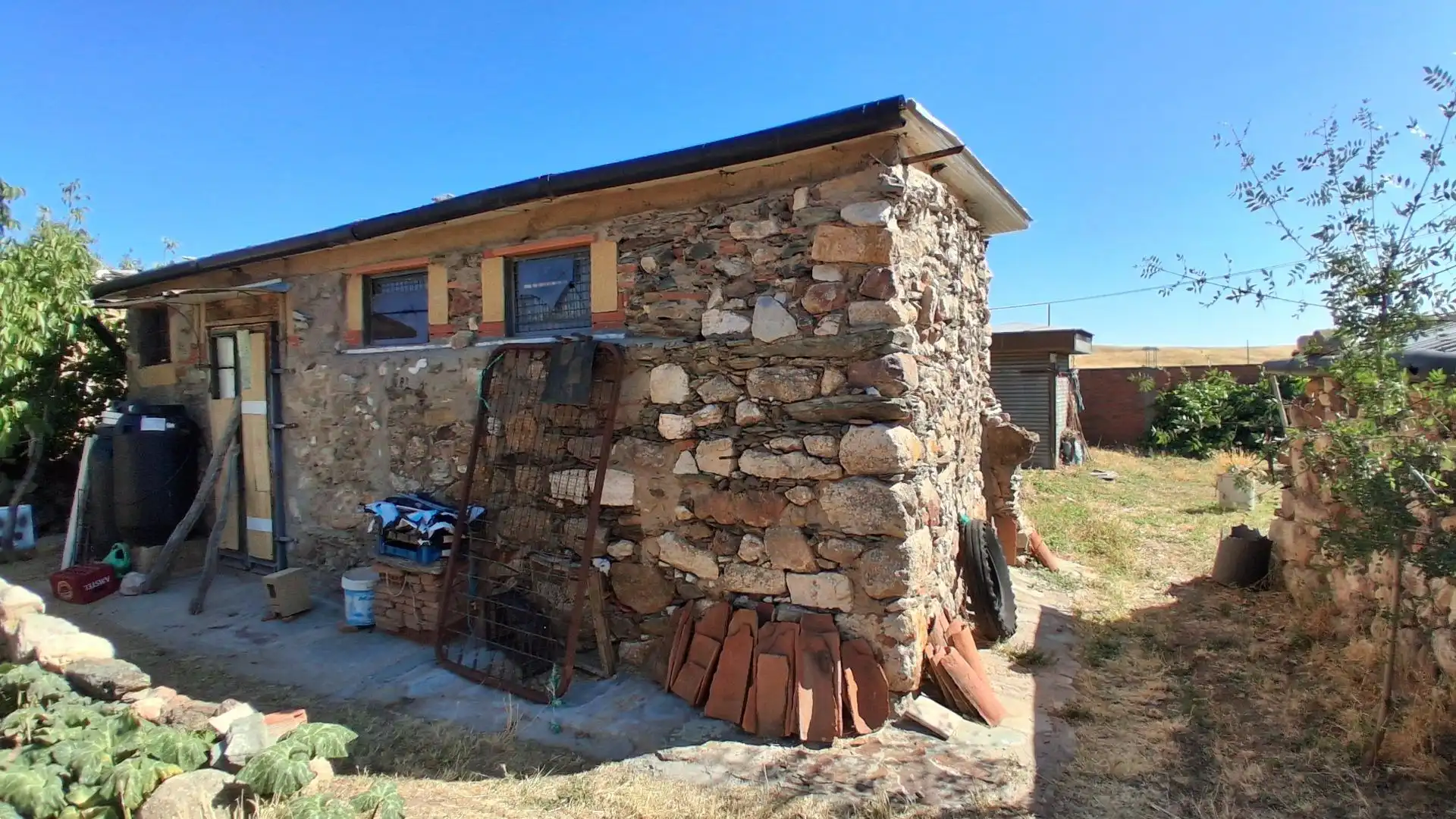 Exterior view of Residential for sale in Arapiles