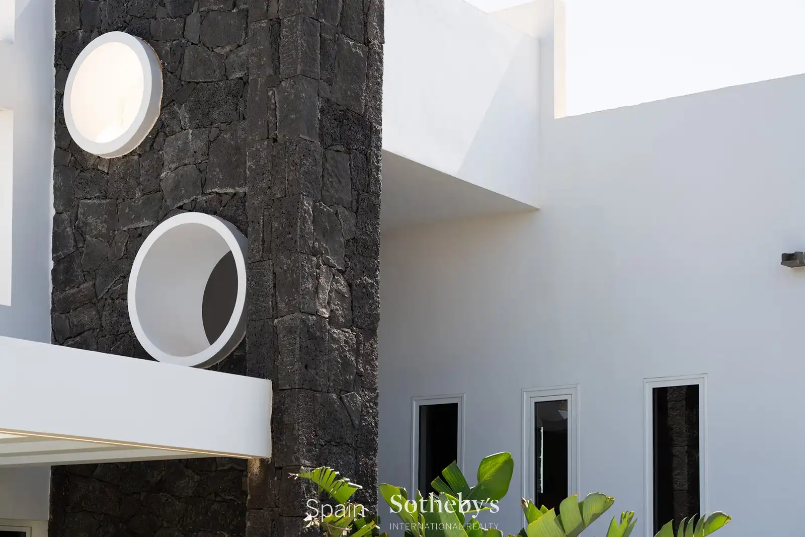 Vista exterior de Casa o chalet en venta en Teguise con Aire acondicionado, Jardín privado y Terraza