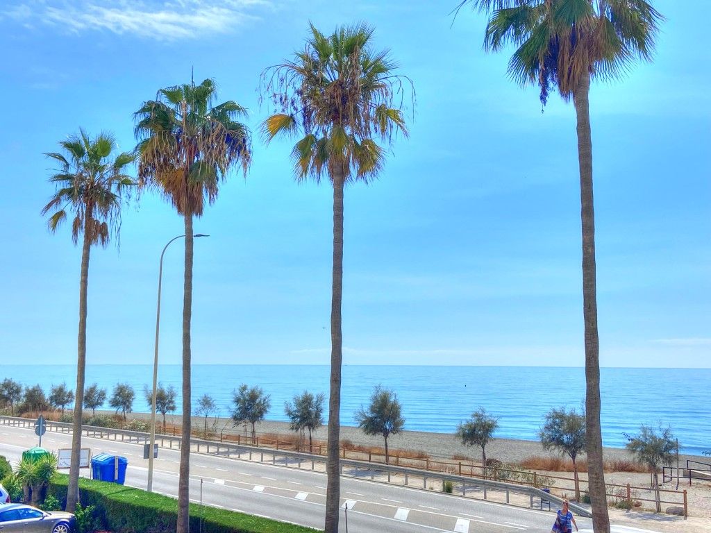 Casa adosada en venda a Benajarafe