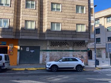 Local commercial à vendre à Lalín