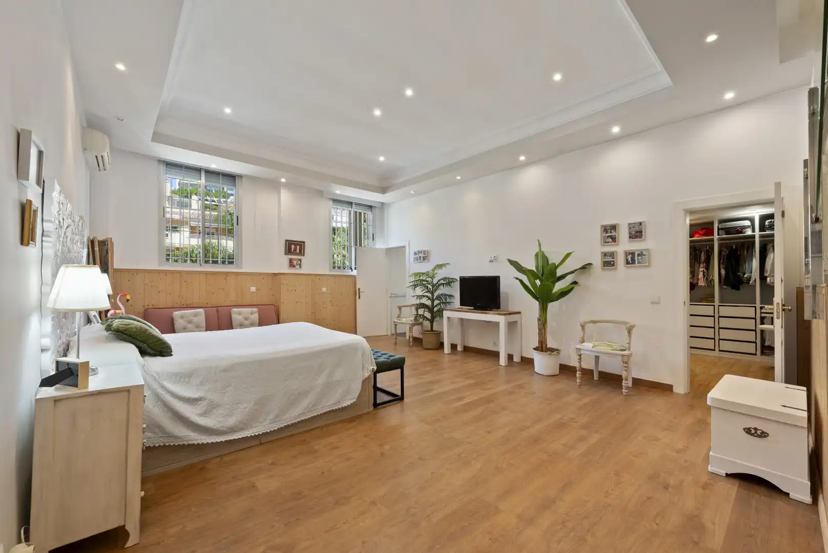 Schlafzimmer von Einfamilien-Reihenhaus zum Verkauf in Benalmádena mit Klimaanlage, Terrasse und Schwimmbad