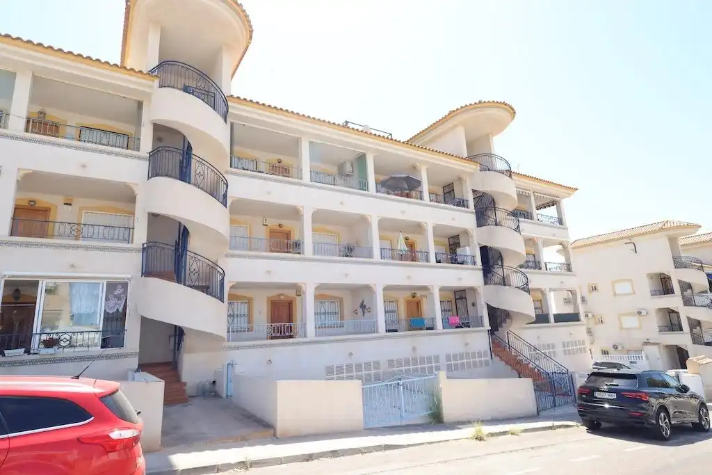 Exterior view of Apartments for rent in Orihuela  with Air Conditioner, Furnished and Community pool