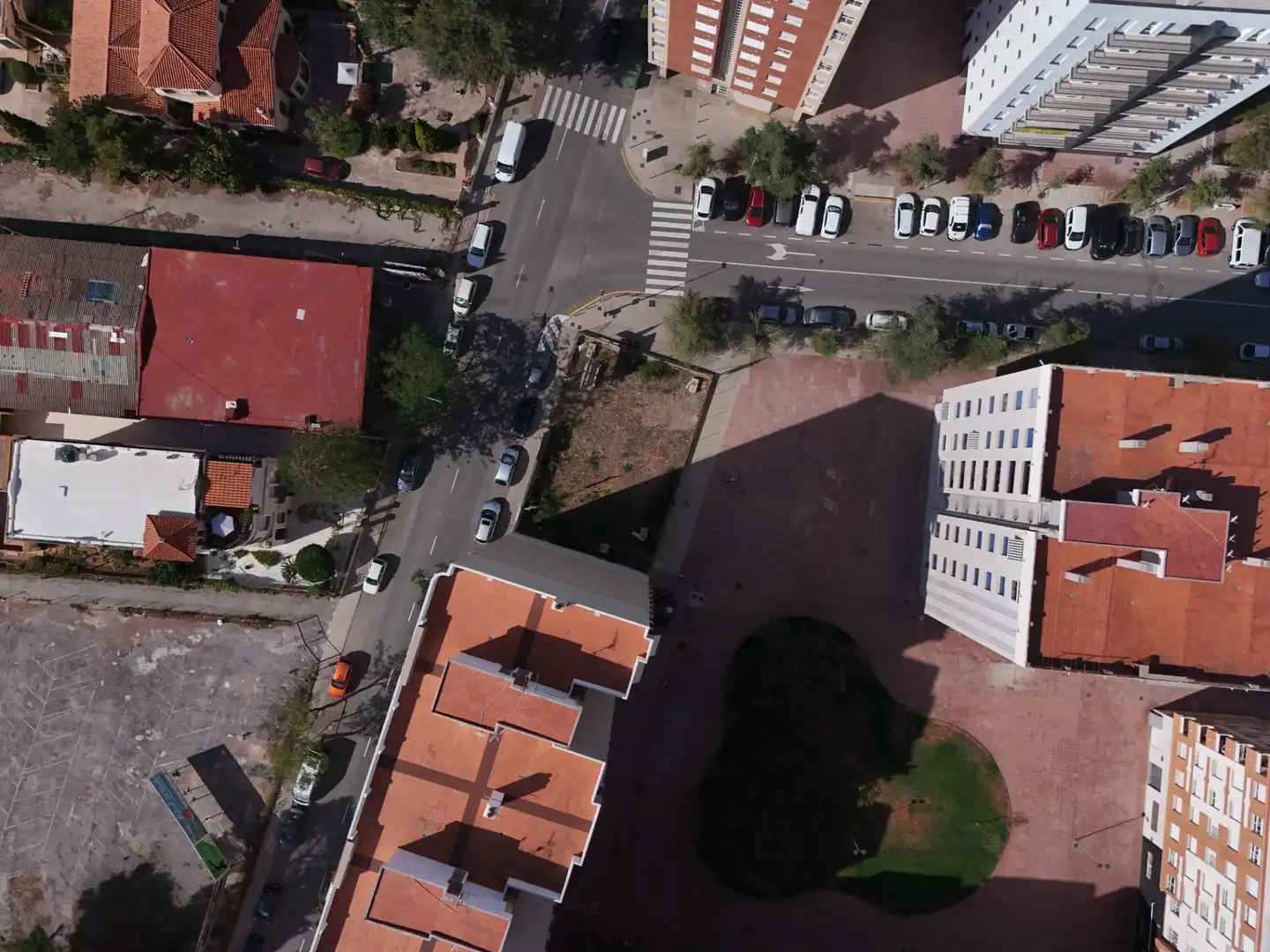 Aparcament de Pis en venda en Castellón de la Plana / Castelló de la Plana amb Calefacció, Terrassa i Balcó