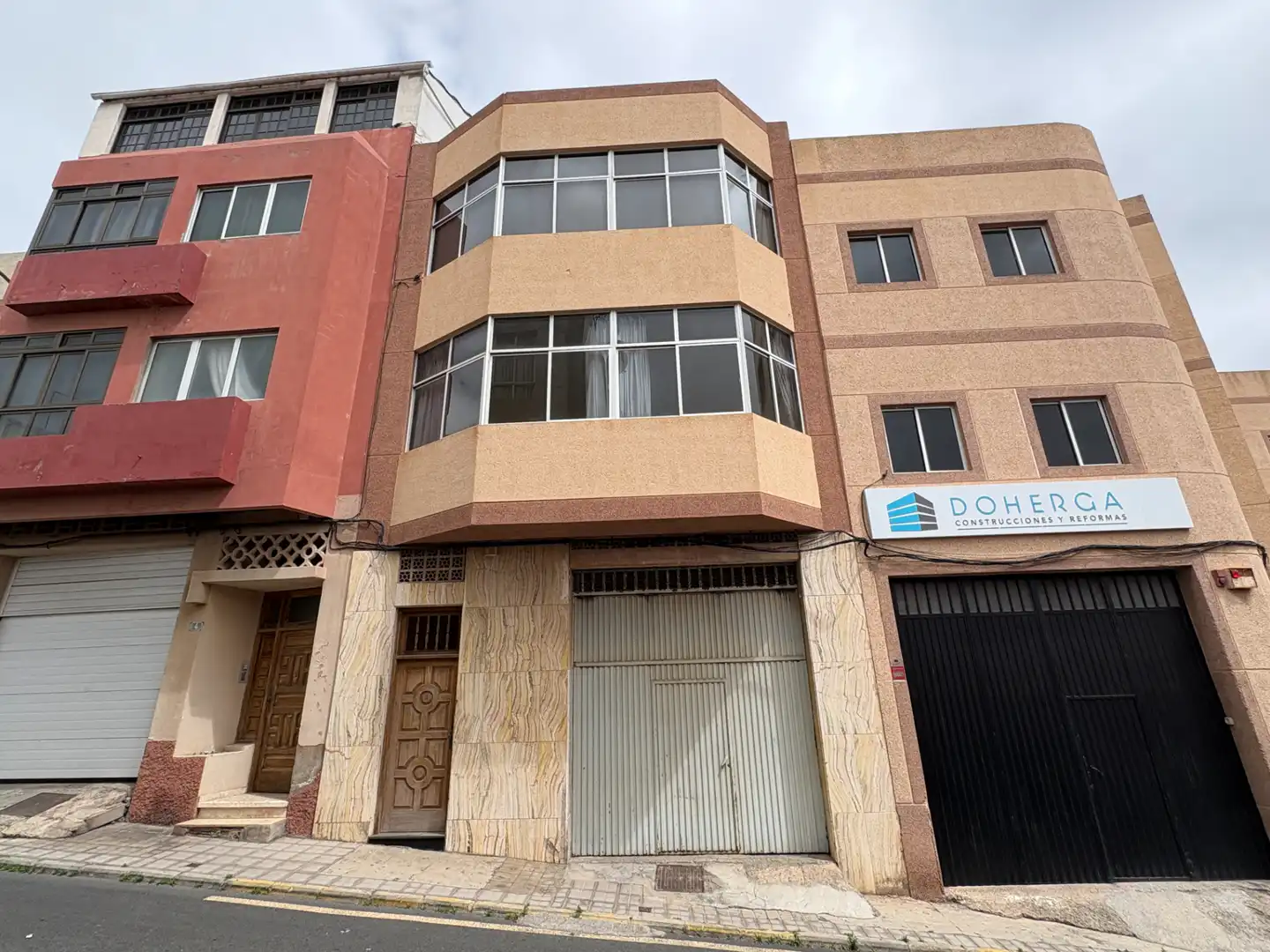 Vista exterior de Edificio en venta en Las Palmas de Gran Canaria