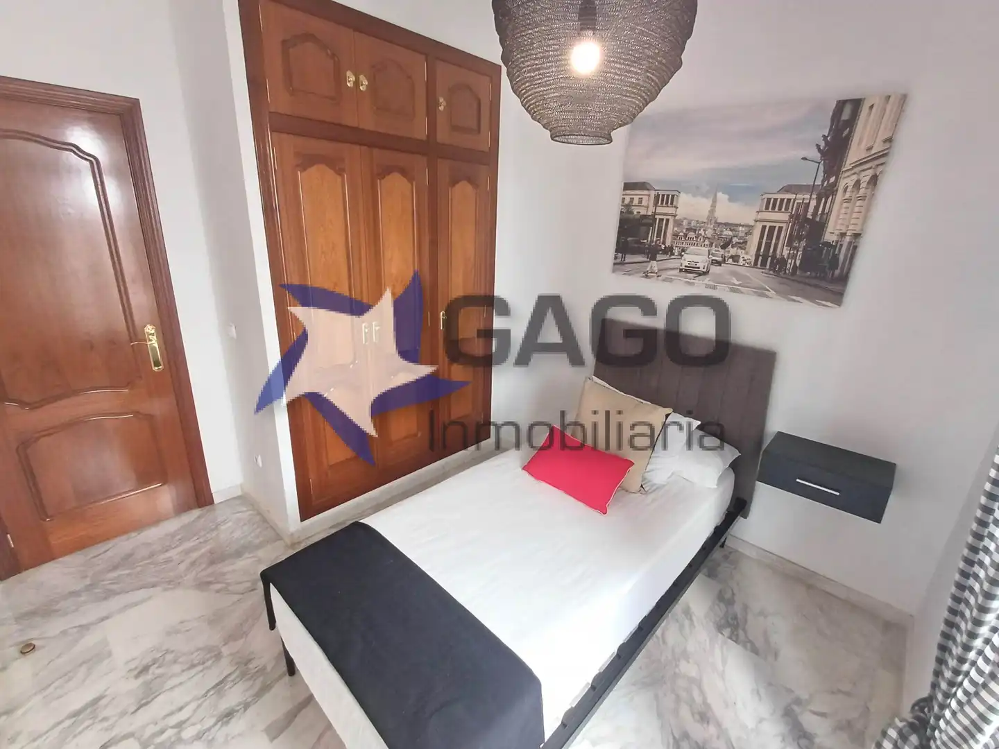 Habitación de Ático de alquiler en Córdoba con Aire acondicionado, Calefacción y Terraza