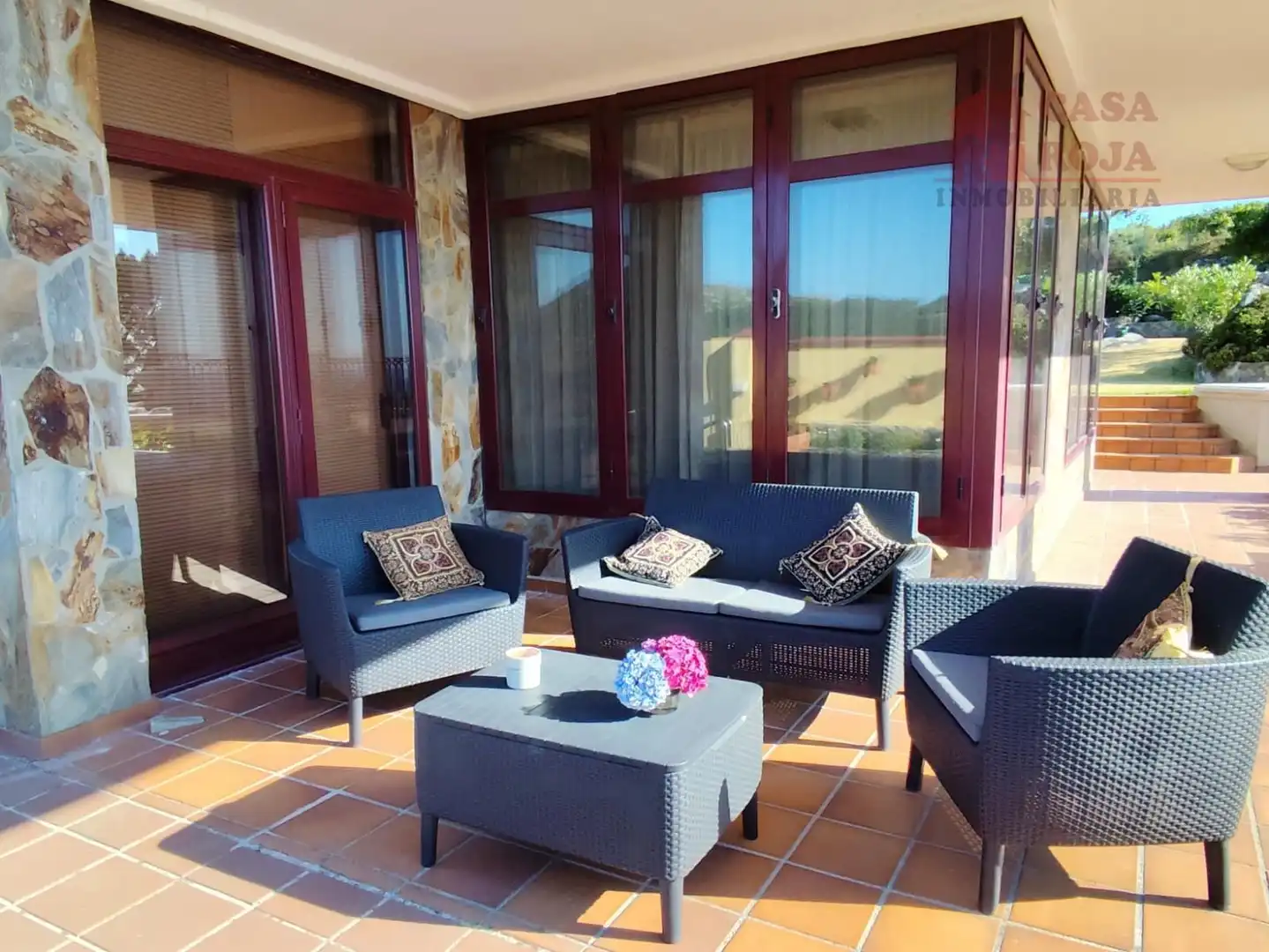 Terraza de Casa o chalet en venta en Cangas  con Calefacción, Terraza y Piscina