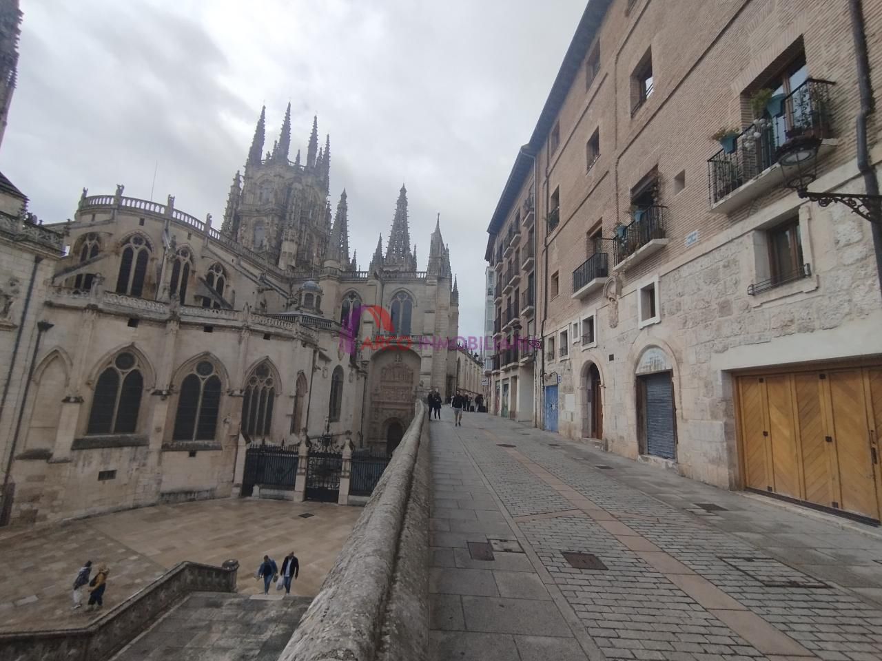 Vista exterior de Pis en venda en Burgos Capital amb Calefacció