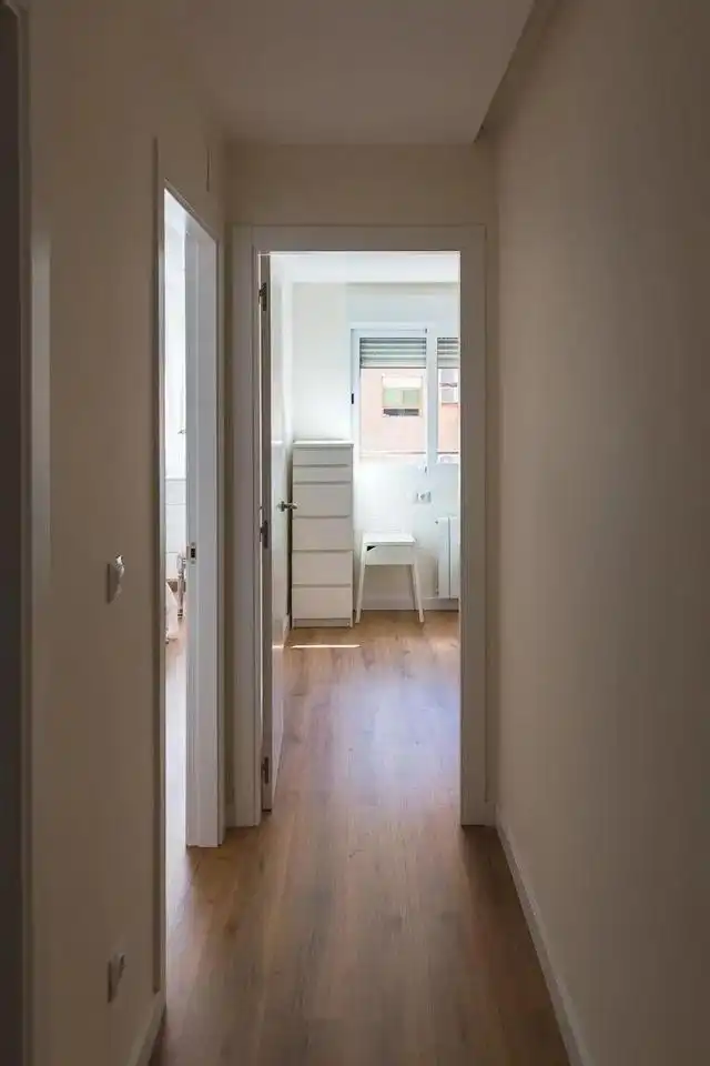 Bedroom of Flat for rent in Valencia  with Air Conditioner and Balcony