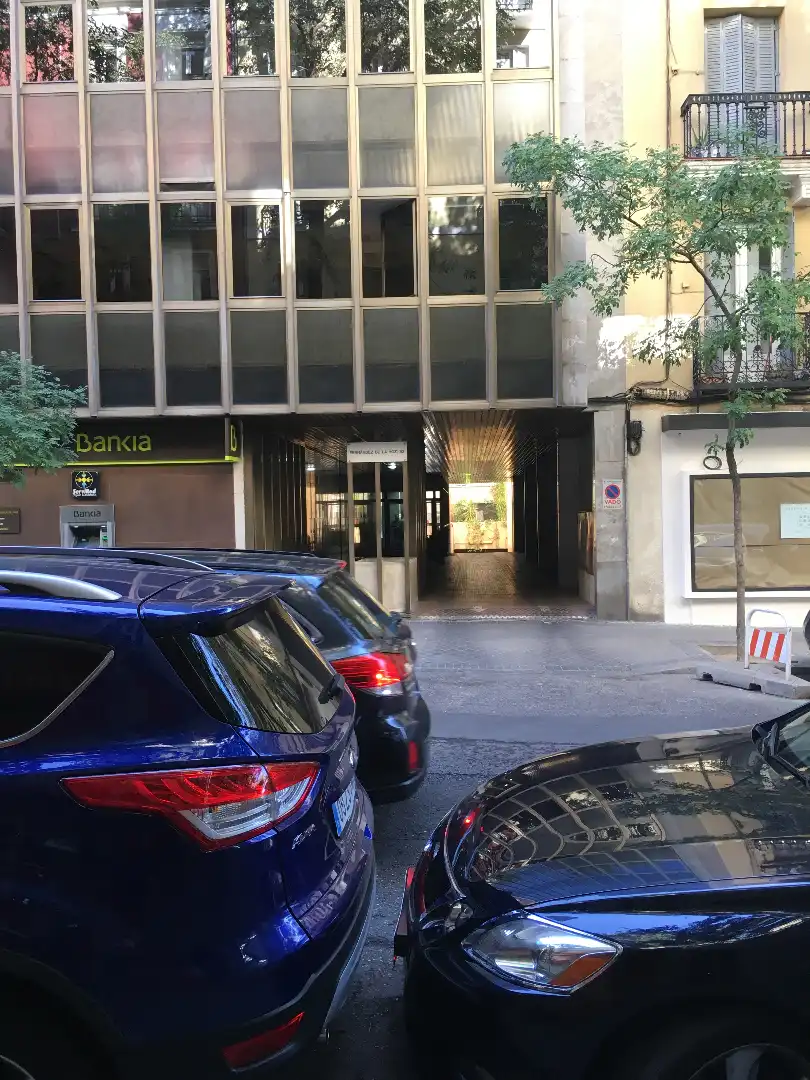 Parking de Apartamento en venta en Madrid con Aire acondicionado, Horno y Lavadora