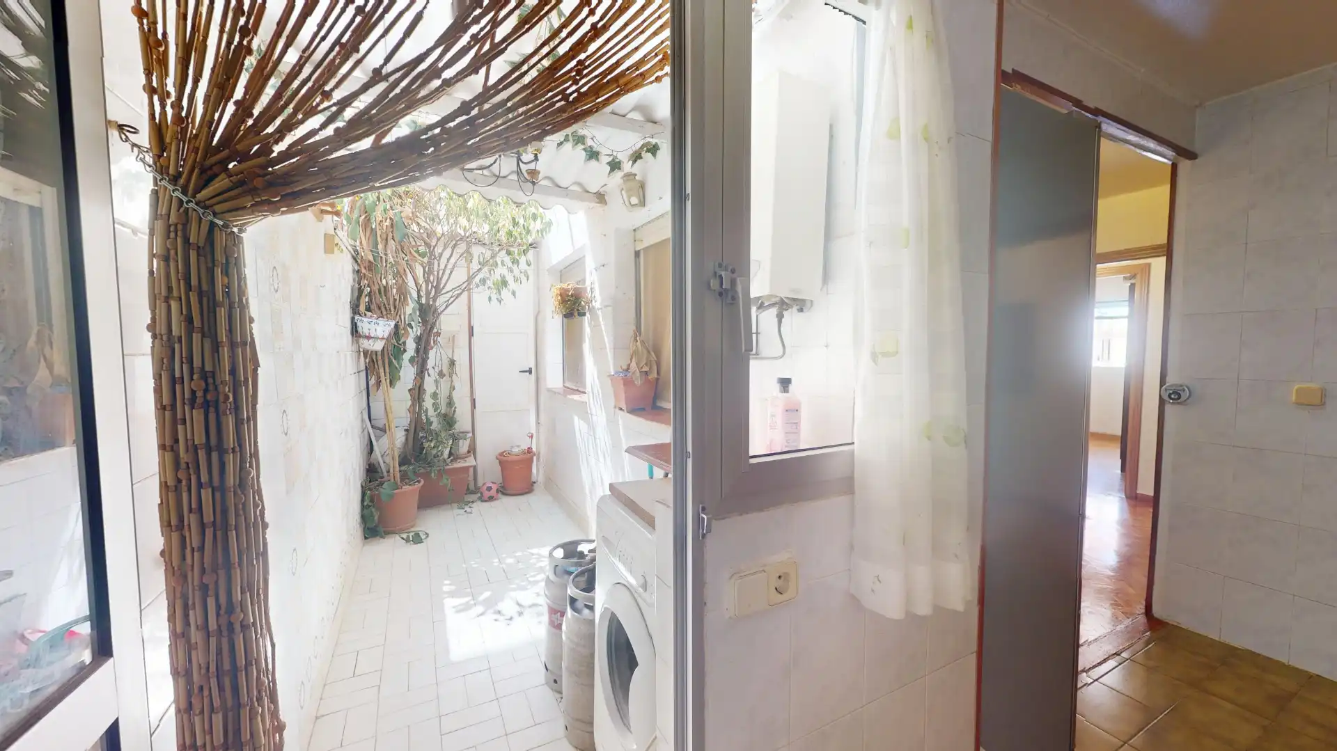 Bathroom of Flat for sale in Villajoyosa / La Vila Joiosa  with Air Conditioner, Furnished and Balcony
