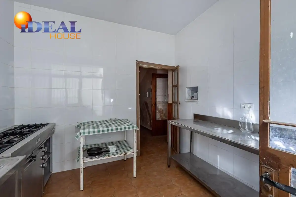 Kitchen of Houses for sale in Cijuela  with Terrace and Storage room