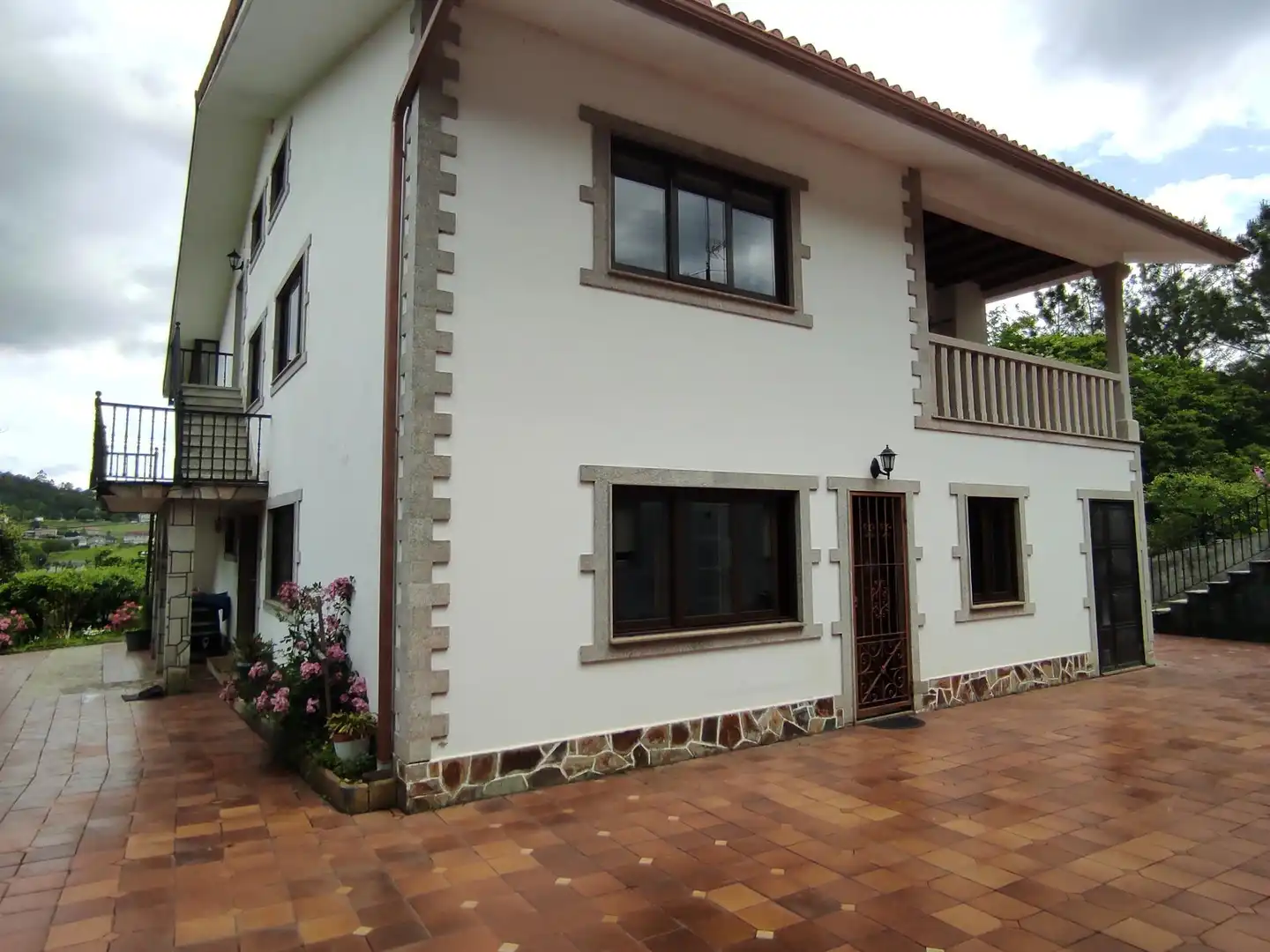Vista exterior de Casa o chalet en venta en Vila de Cruces con Calefacción, Jardín privado y Terraza