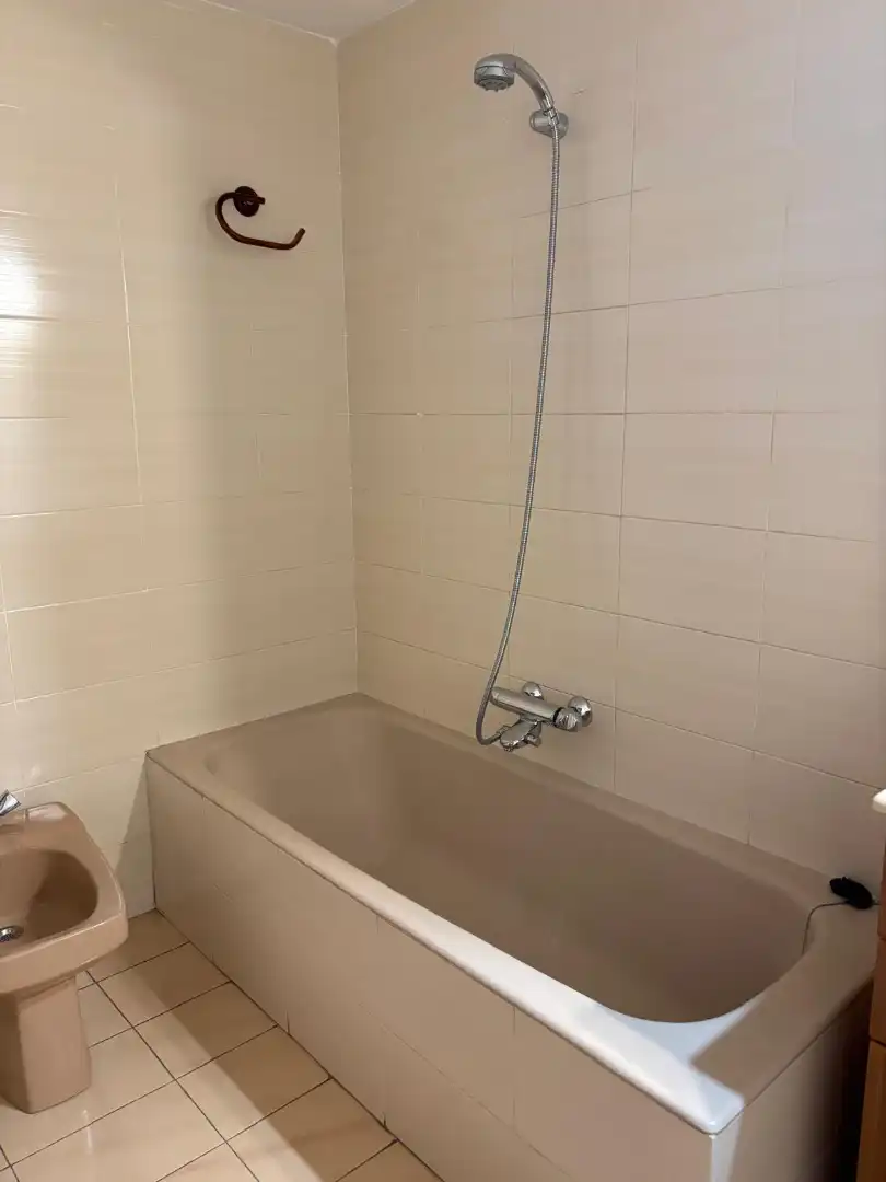 Baño de Piso en venta en Valencia con Aire acondicionado, Trastero y Amueblado