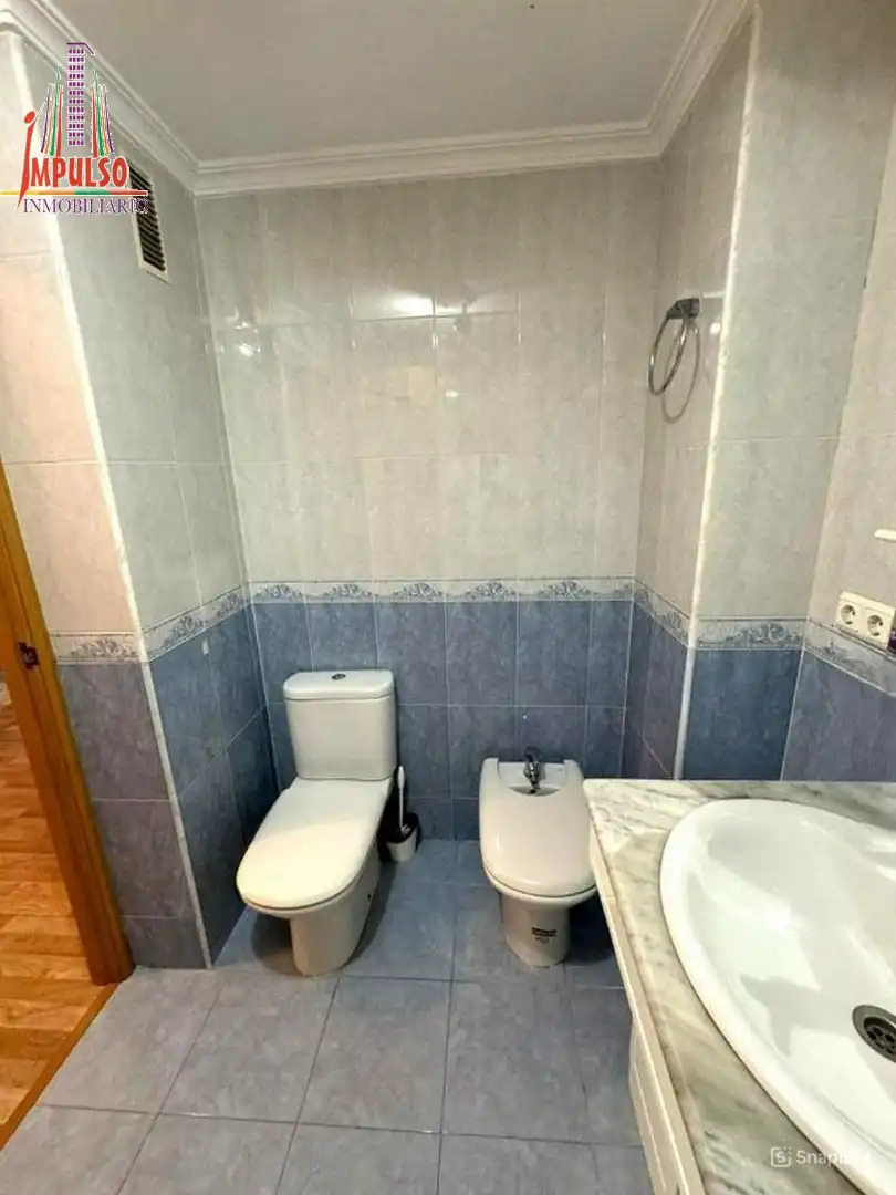 Baño de Piso en venta en Albacete con Calefacción, Amueblado y Balcón