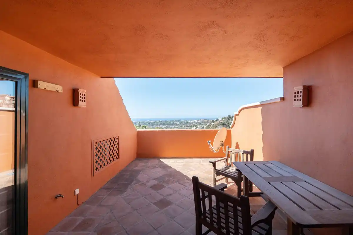 Terraza de Ático de alquiler en Estepona con Aire acondicionado, Jardín privado y Terraza