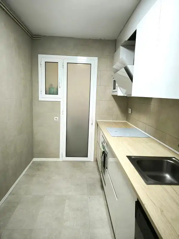 Cocina de Piso en venta en Vilanova del Camí con Calefacción, Parquet y Horno