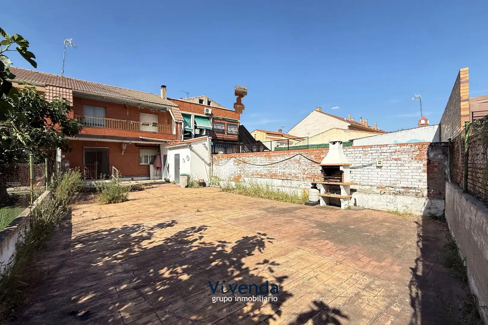 Vista exterior de Casa adosada en venta en Humanes de Madrid con Calefacción, Jardín privado y Terraza