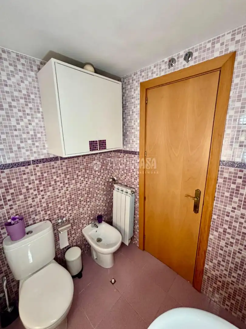 Badezimmer von Wohnung zum Verkauf in Madrid mit Klimaanlage, Heizung und Terrasse