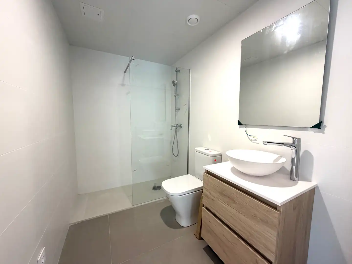 Baño de Casa adosada en venta en Cambrils con Aire acondicionado, Calefacción y Jardín privado