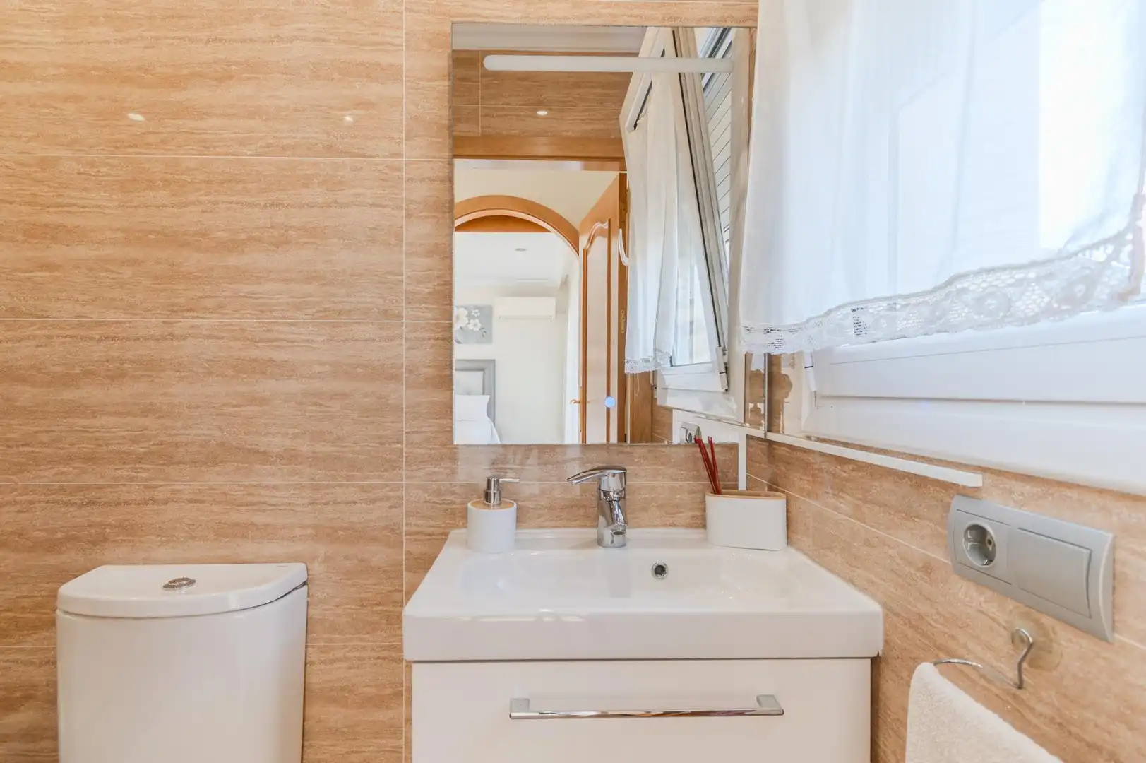 Casa a schiera con terrazza in vendita a Carrer de Girona, imagen 48