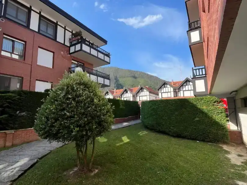 Exterior view of Flat for sale in Alonsotegi  with Balcony