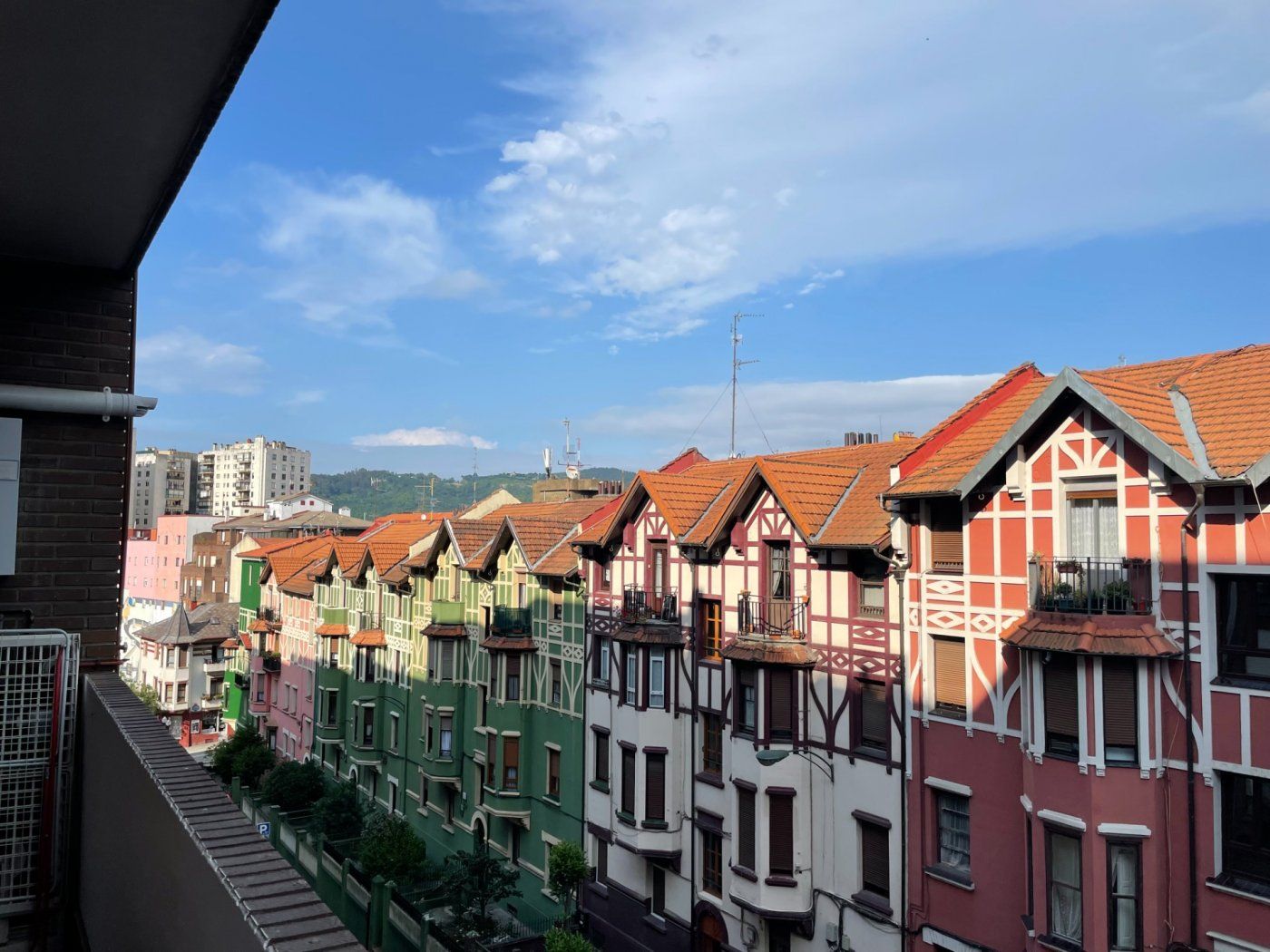 Vista exterior de Piso de alquiler en Bilbao  con Calefacción, Amueblado y Balcón