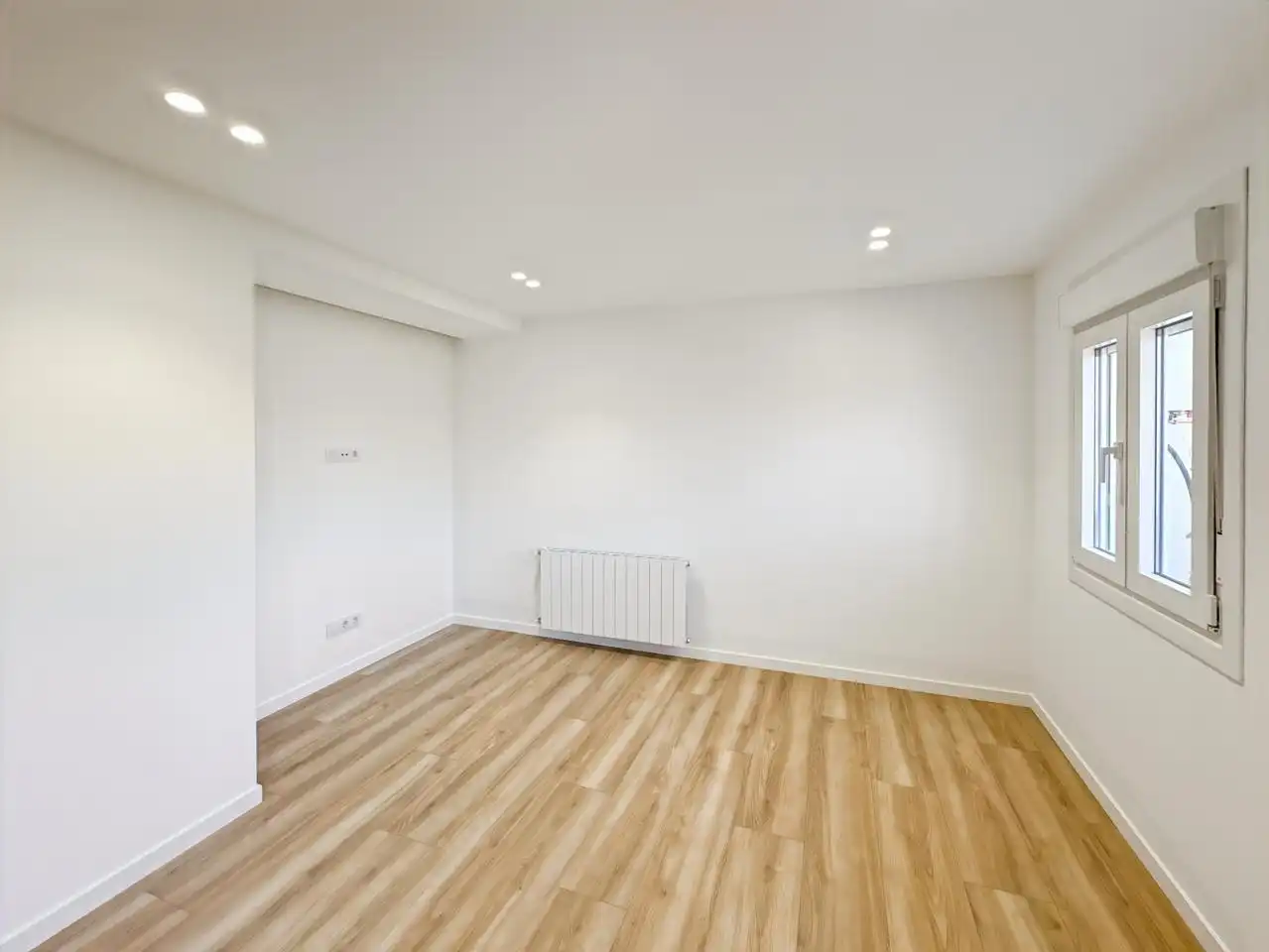 Wohnung zum Verkauf in Leganés mit Klimaanlage, Heizung und Terrasse