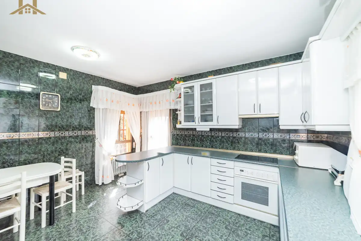 Cocina de Casa o chalet en venta en Villaviciosa de Odón con Jardín privado, Terraza y Trastero