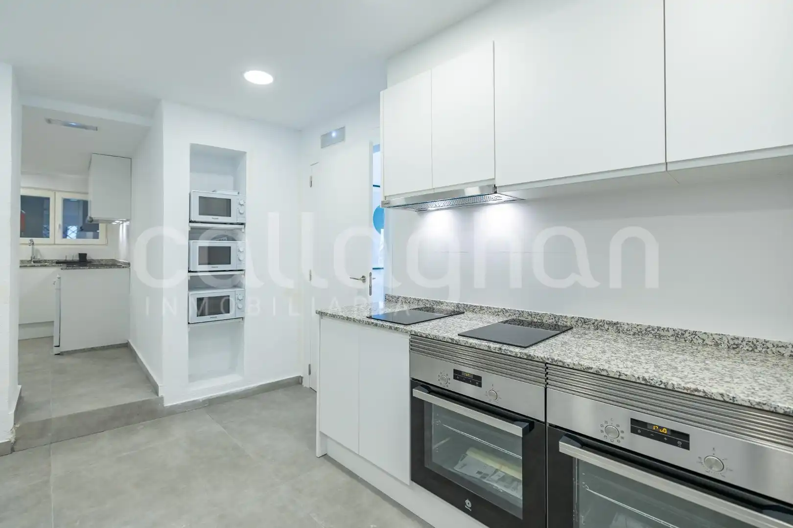 Kitchen of Buildings for sale in Valencia