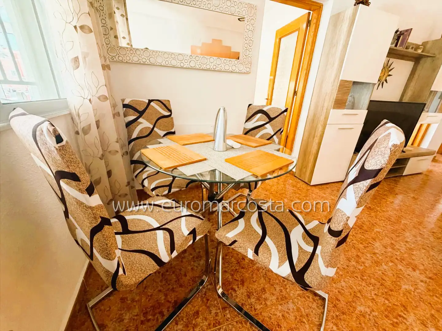 Bungalow con piscina en venta en Avenida Riegos de Levante, imagen 9