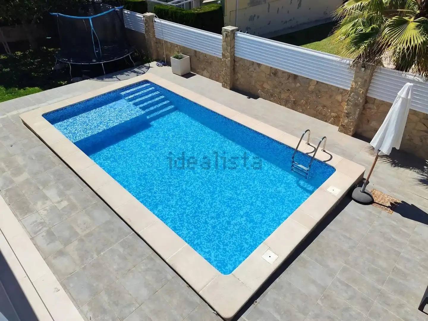 Piscina de Casa o xalet en venda en L'Eliana amb Jardí privat, Terrassa i Piscina