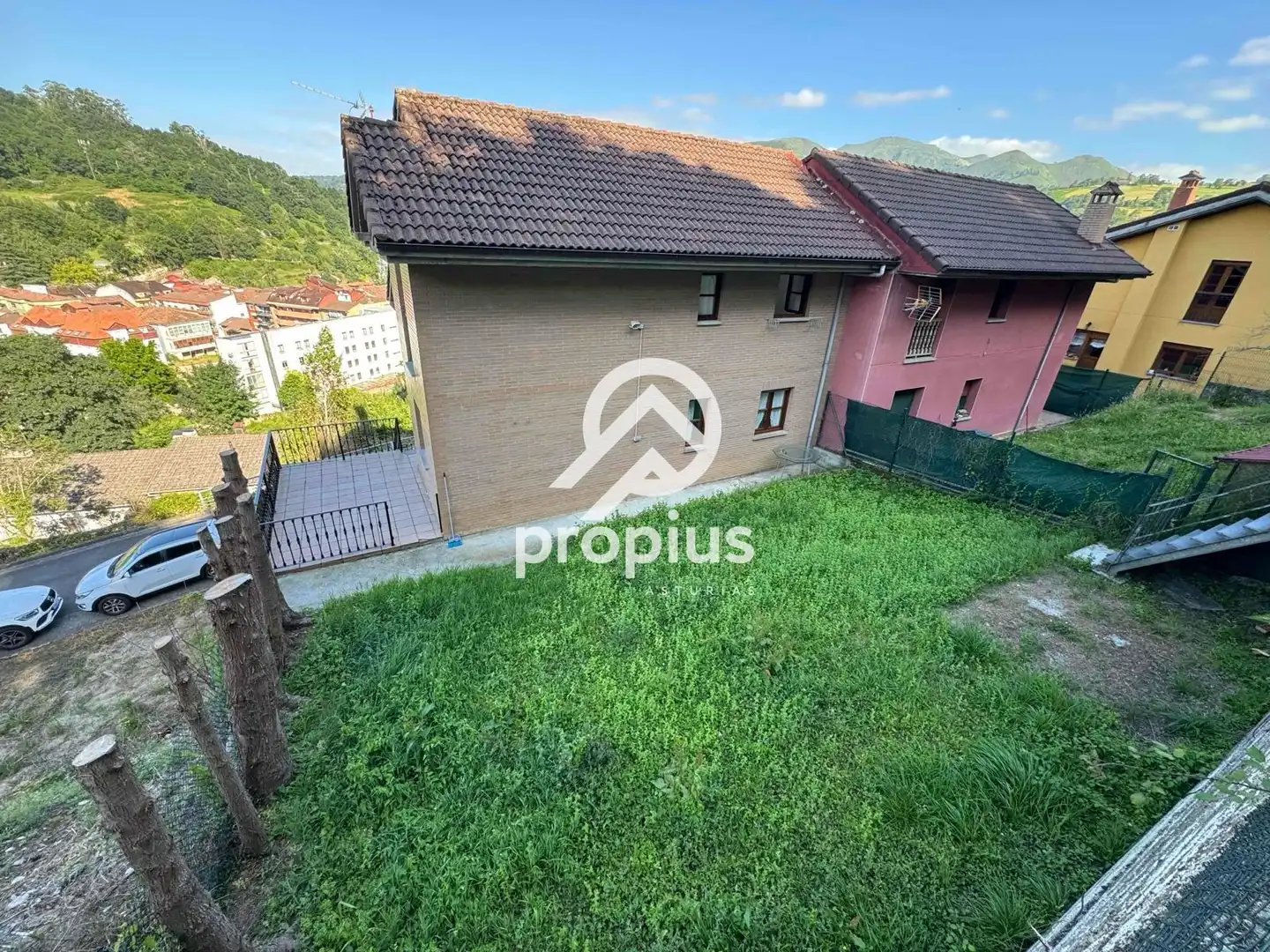 Casa adosada en venta en Piloña con Calefacción, Jardín privado y Parquet