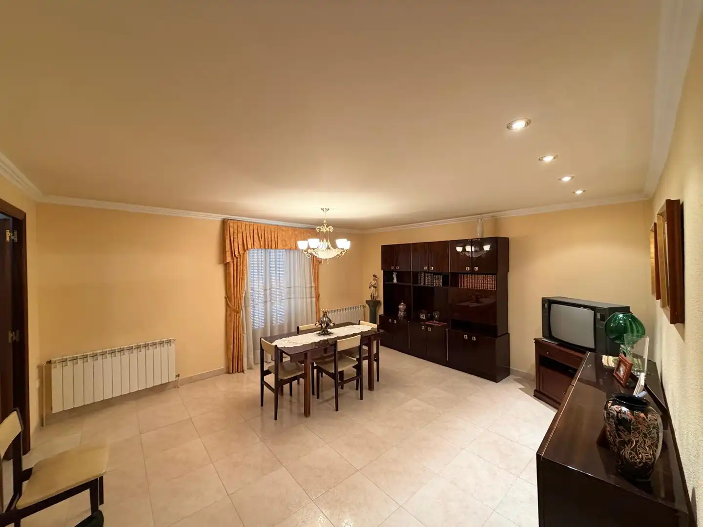 Comedor de Casa o chalet de alquiler en Guimerà con Aire acondicionado, Calefacción y Trastero