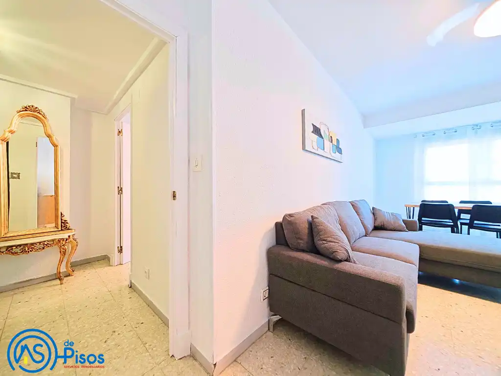 Flat for rent in Calle de Felisa Galé, 2, La Jota