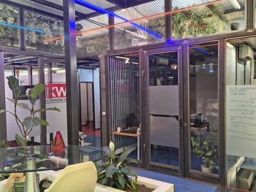 Business premises to rent in Calle LEBON 19
