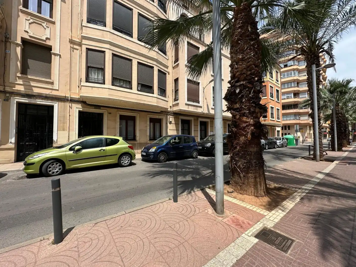 Vista exterior de Piso en venta en Castellón de la Plana / Castelló de la Plana con Terraza
