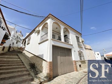 Casa a schiera in vendita a Sayalonga