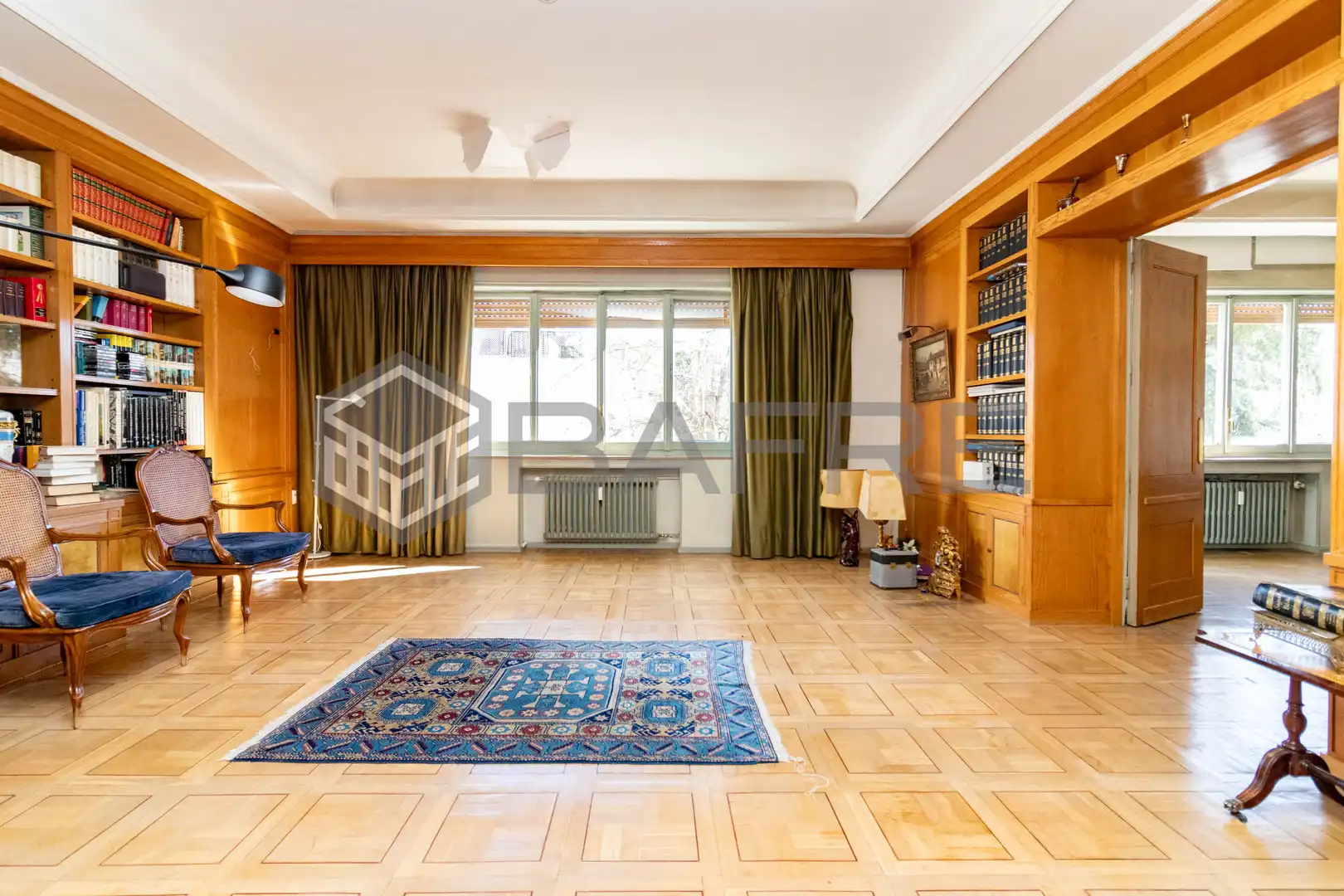 Sala d'estar de Pis en venda en  Madrid Capital amb Calefacció, Parquet i Traster