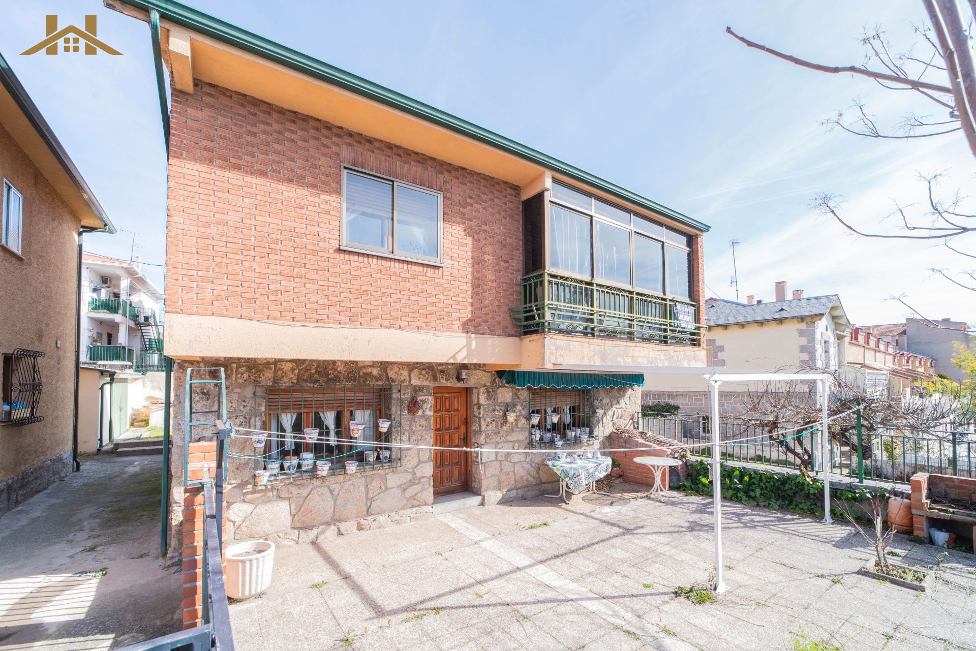 Vista exterior de Casa o xalet en venda en Guadarrama amb Calefacció