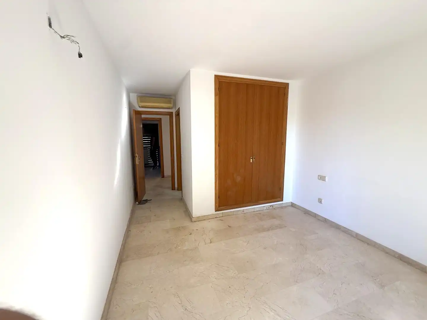 Haus zum Verkauf in  Palma de Mallorca mit Klimaanlage, Heizung und Privatgarten