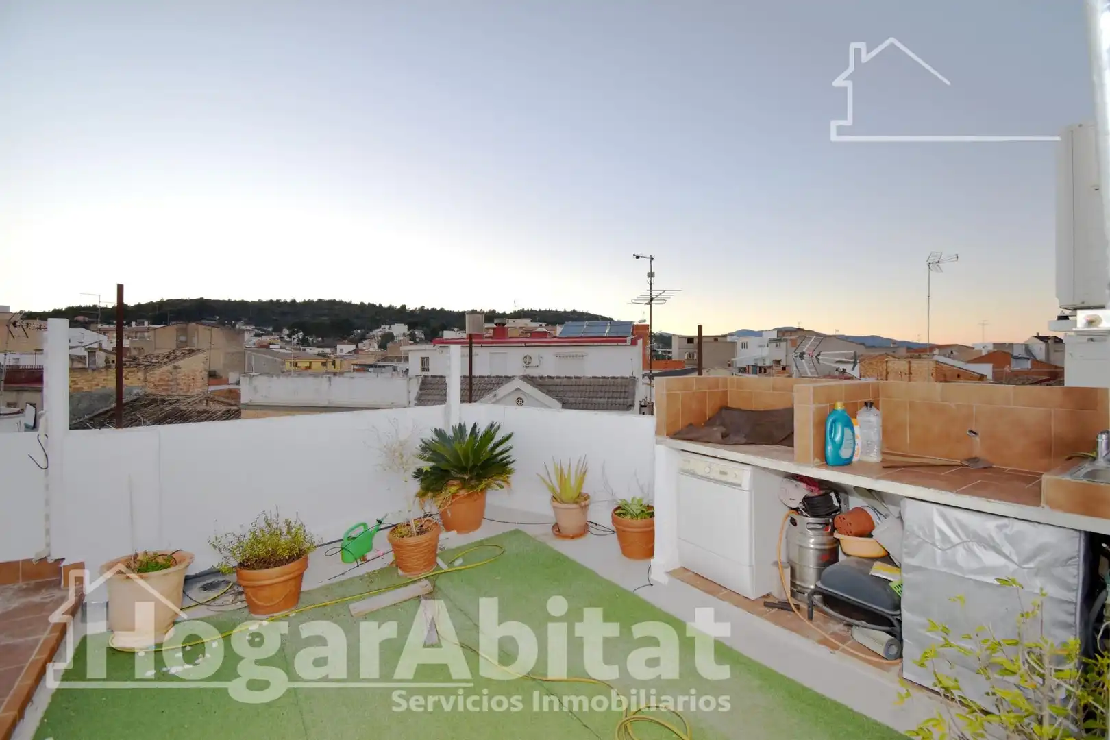 Reihenhaus mit Terrasse zum Verkauf in Calle CERVANTES, imagen 2