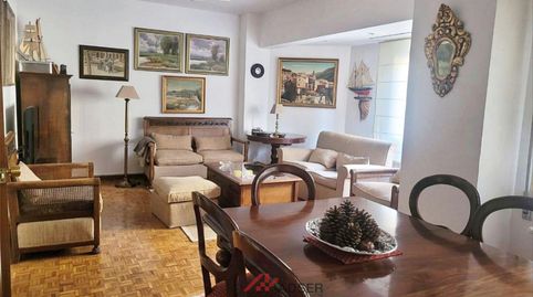 Foto 2 de Piso en venta en Logroño - Cl General Vara del Rey, Jesuitas, Logroño