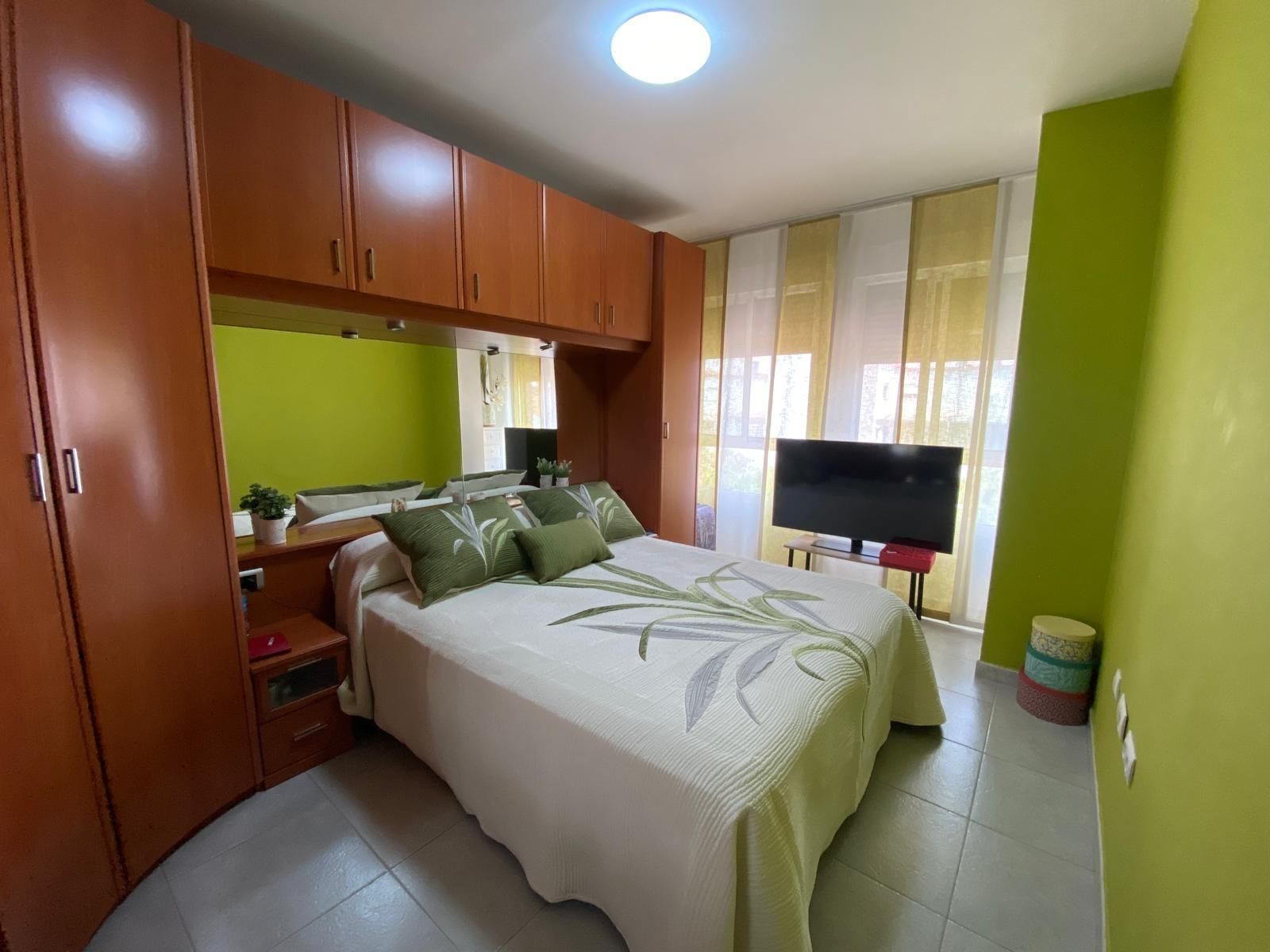 Bedroom of Flat for sale in Chella  with Air Conditioner, Terrace and Storage room