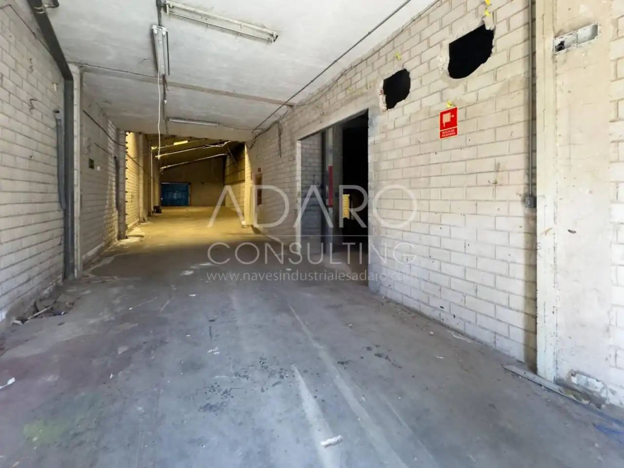 Nave industrial de alquiler en Calle Atenas, Torres de la Alameda