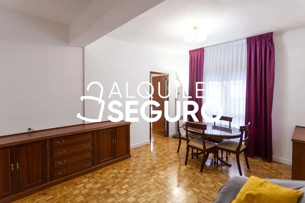 Wohnzimmer von Wohnung zur Miete in Madrid mit Heizung und Möbliert